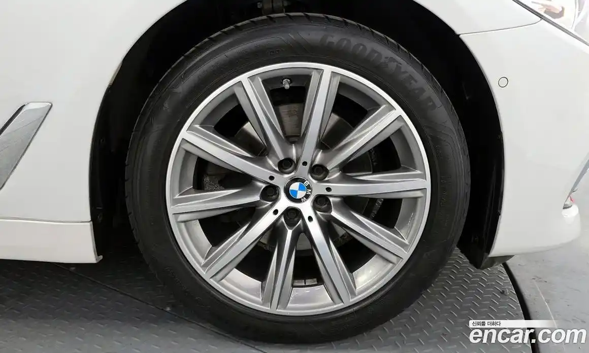 BMW 5-Series 2019 2.0 гидро в Москве № 1831353, фото 7