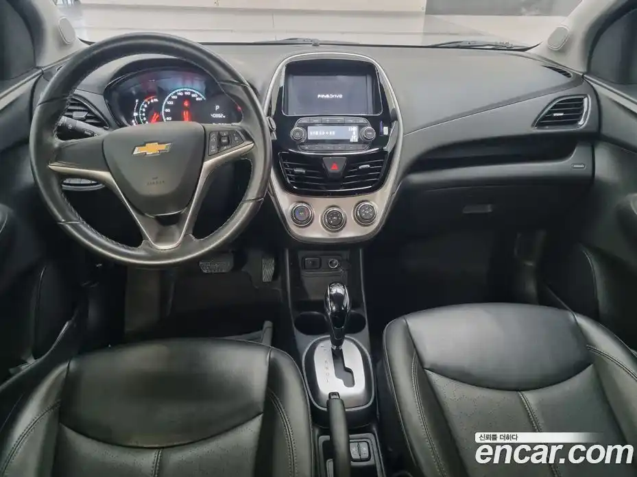 Chevrolet Spark 2016 1.0 гидро в Москве, фото 7