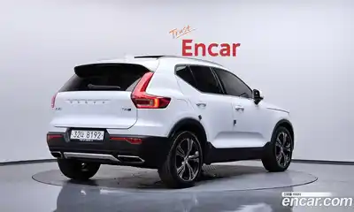 Volvo XC40 2019 2.0 гидро в Москве № 1836915, миниатюра 2