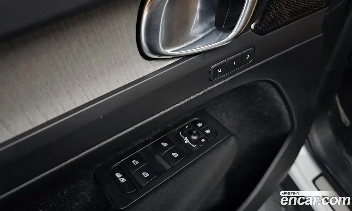 Volvo XC40 2019 2.0 гидро в Москве № 1836915, фото 39