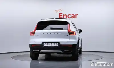 Volvo XC40 2019 2.0 гидро в Москве № 1836915, миниатюра 4
