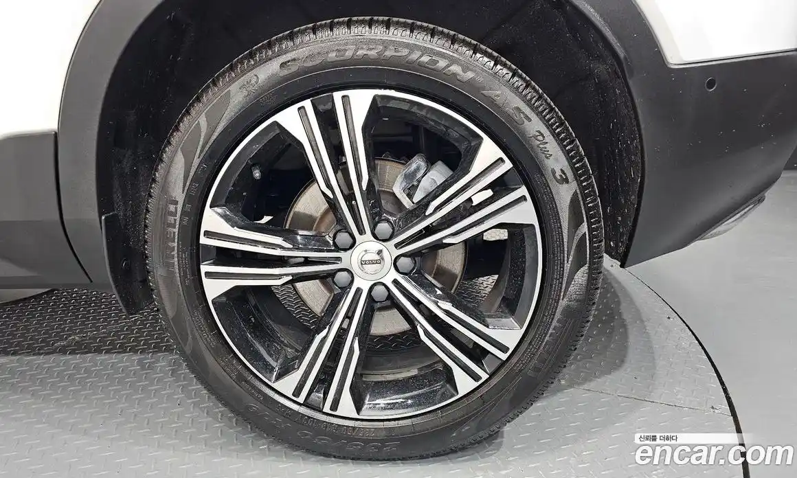 Volvo XC40 2019 2.0 гидро в Москве № 1836915, фото 7