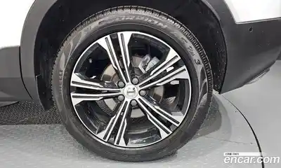 Volvo XC40 2019 2.0 гидро в Москве № 1836915, миниатюра 7