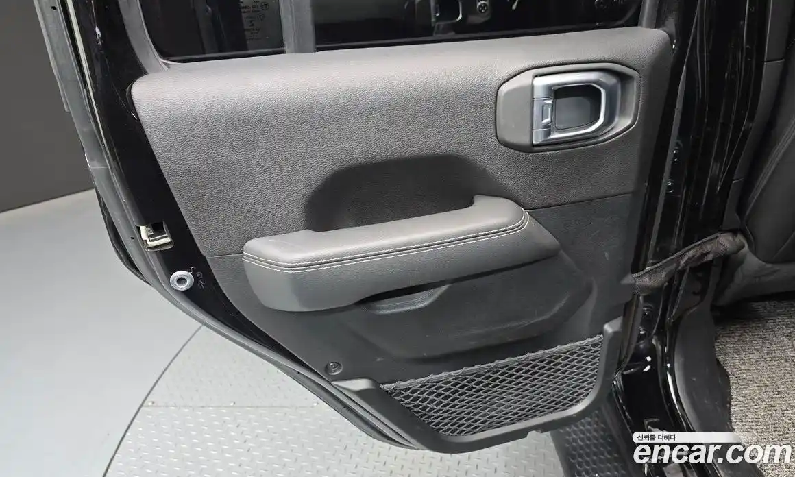 Jeep Wrangler 2019 2.0 гидро в Москве № 1838371, фото 15