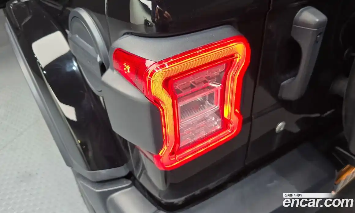 Jeep Wrangler 2019 2.0 гидро в Москве № 1838371, фото 9