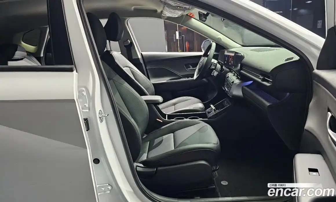 Hyundai Kona 2025 1.6 гидро в Москве № 1317518, фото 17