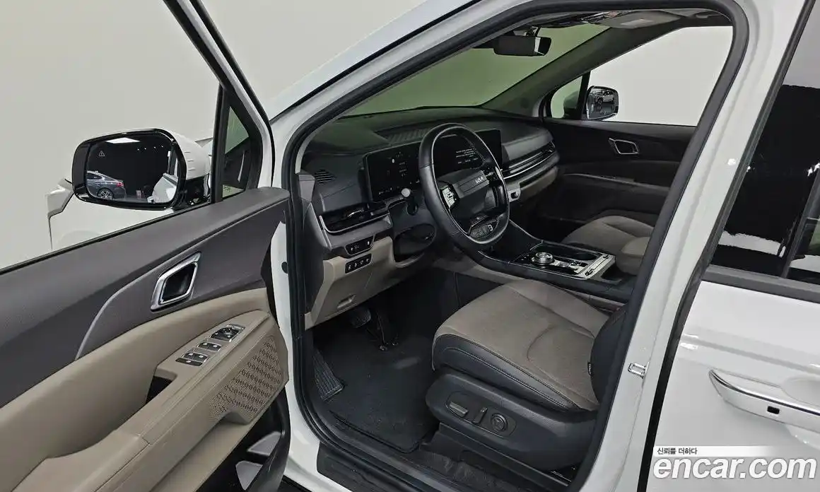 Kia Canival 2025 1.6 гидро в Москве, фото 13