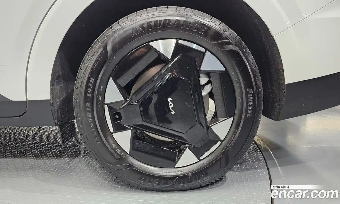 Kia Canival 2025 1.6 гидро в Москве, фото 7