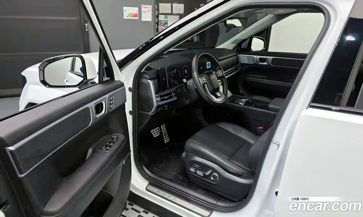 Hyundai Santa Fe 2024 1.6 гидро в Москве № 1417003, фото 13