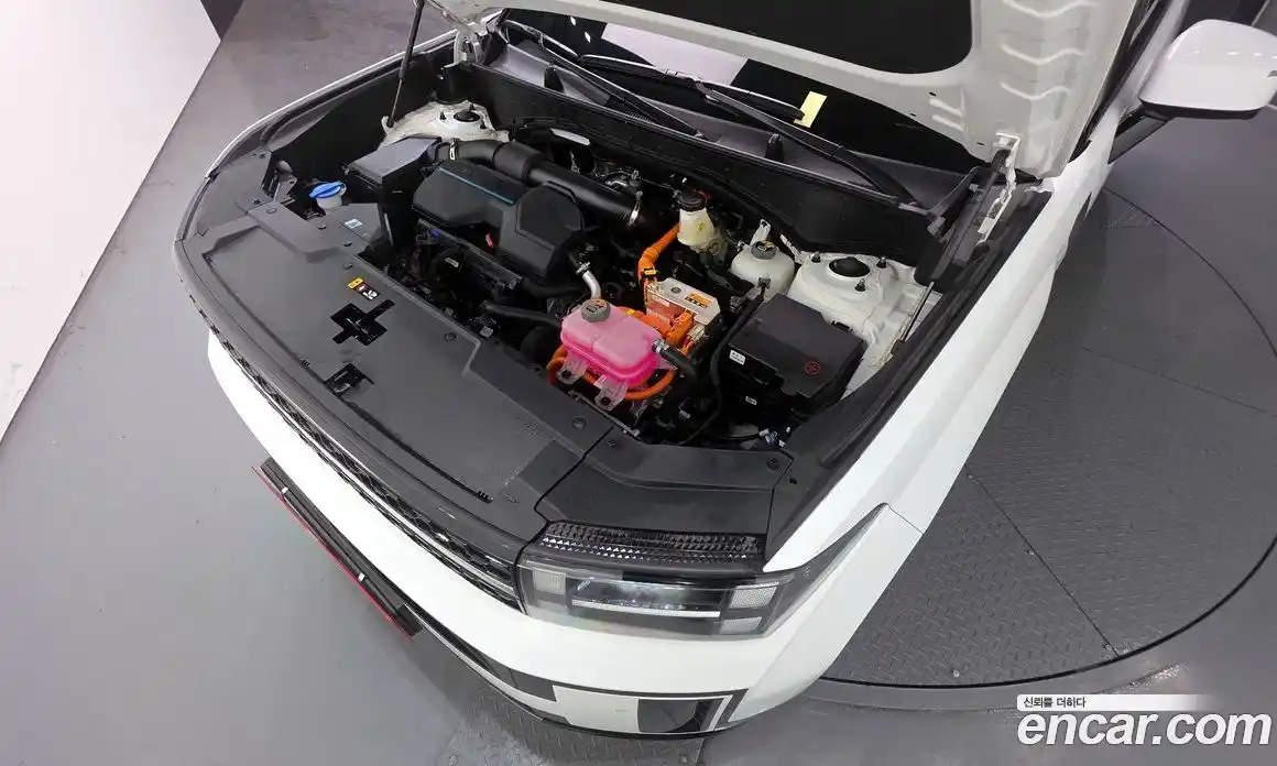 Hyundai Santa Fe 2024 1.6 гидро в Москве № 1417003, фото 6