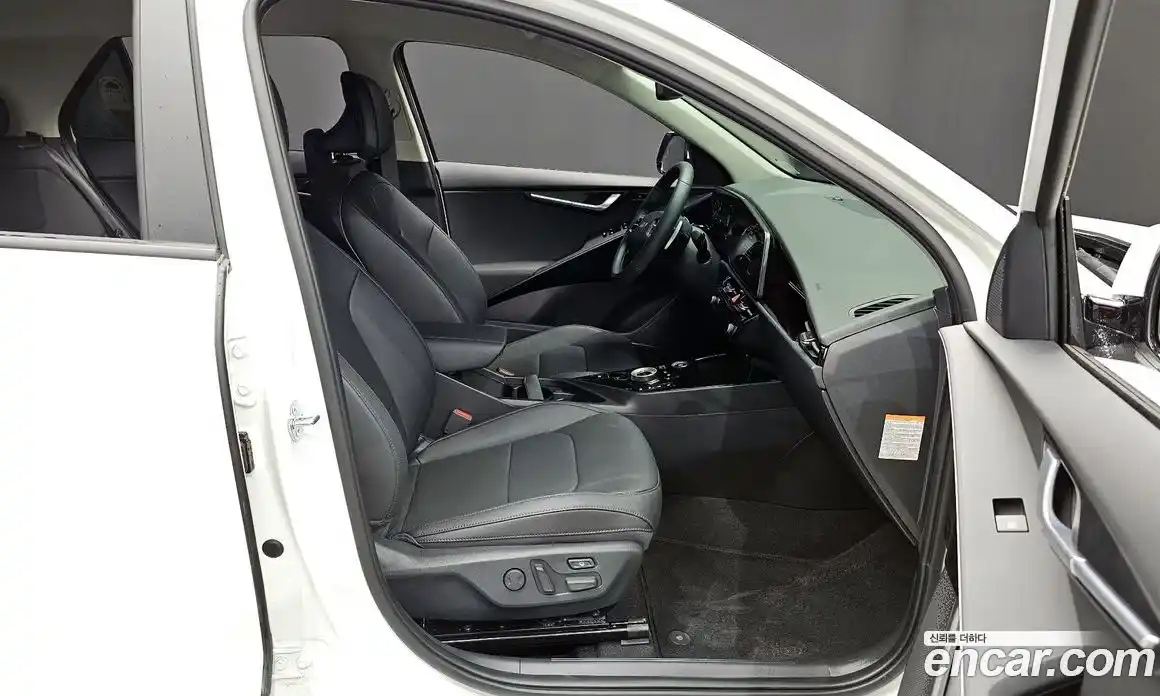 Kia Niro 2025 1.6 гидро в Москве № 1417834, фото 15