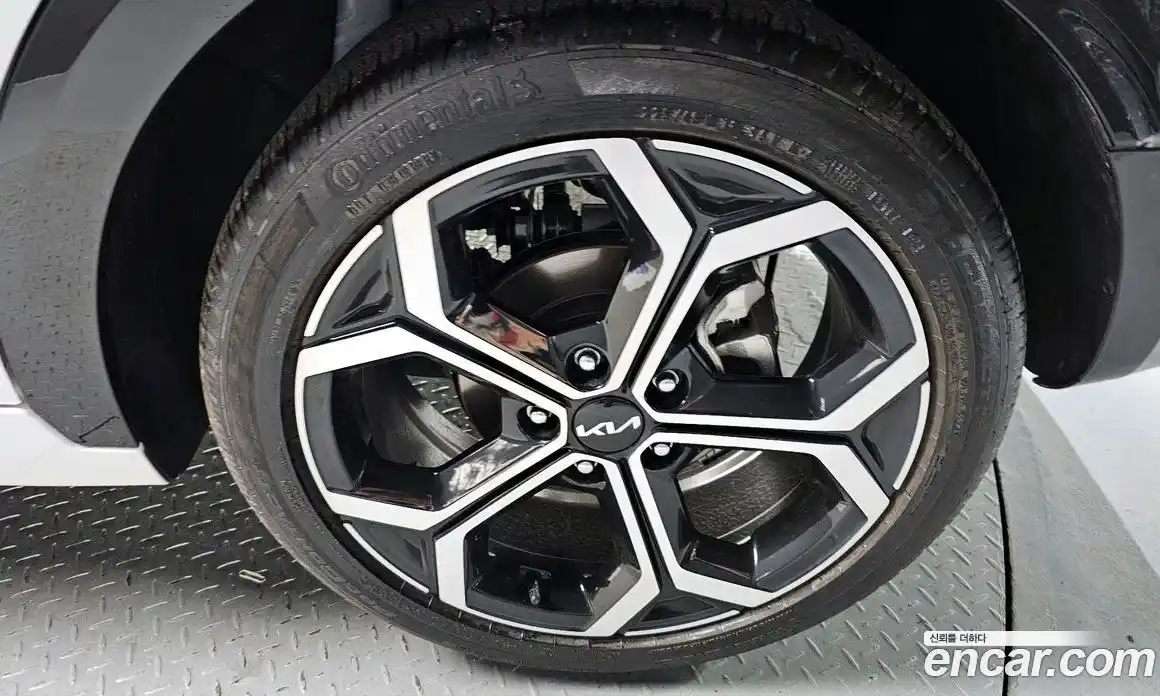 Kia Niro 2025 1.6 гидро в Москве № 1417834, фото 6