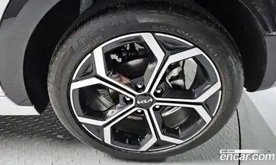 Kia Niro 2025 1.6 гидро в Москве № 1417834, миниатюра 6