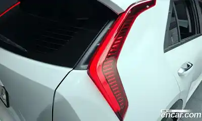 Kia Niro 2025 1.6 гидро в Москве № 1417834, миниатюра 8