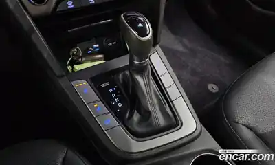 Hyundai Avante 2016 1.6 гидро в Москве № 1537263, миниатюра 12