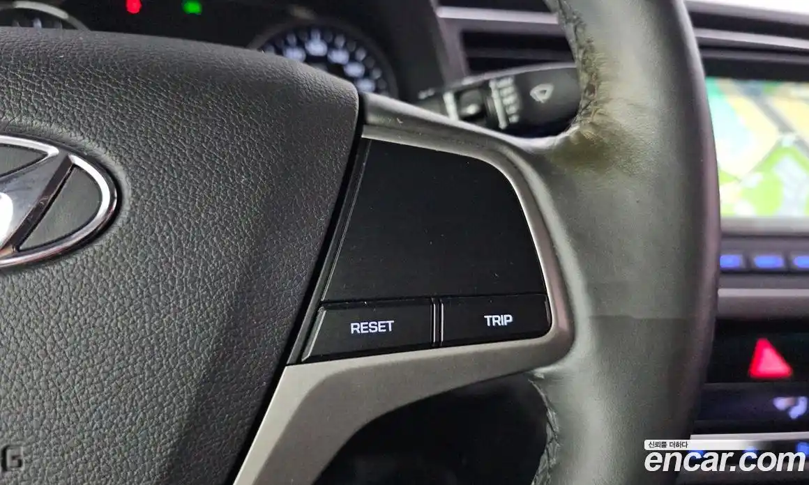 Hyundai Avante 2016 1.6 гидро в Москве № 1537263, фото 24