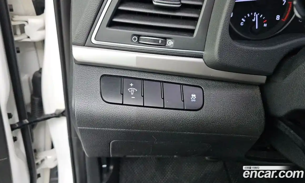 Hyundai Avante 2016 1.6 гидро в Москве № 1537263, фото 27