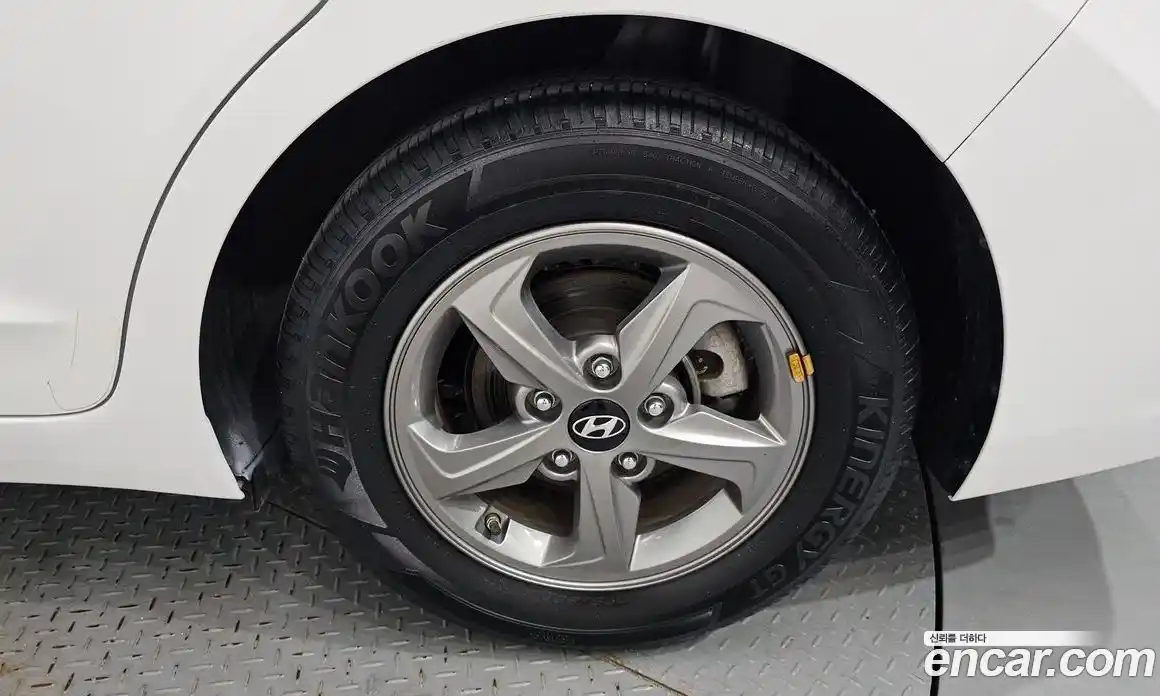 Hyundai Avante 2016 1.6 гидро в Москве № 1537263, фото 7