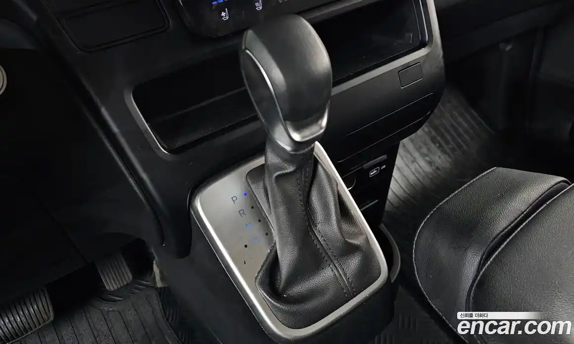 Hyundai Staria 2023 2.2 гидро в Москве № 1537589, фото 12
