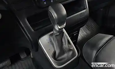 Hyundai Staria 2023 2.2 гидро в Москве № 1537589, миниатюра 12