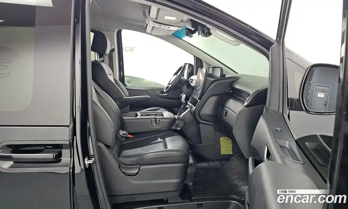Hyundai Staria 2023 2.2 гидро в Москве № 1537589, фото 17