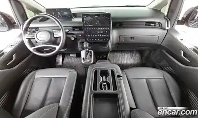 Hyundai Staria 2023 2.2 гидро в Москве № 1537589, миниатюра 10