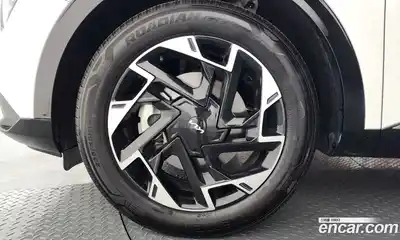 Kia Sportage 2023 1.6 гидро в Москве № 1538332, миниатюра 5