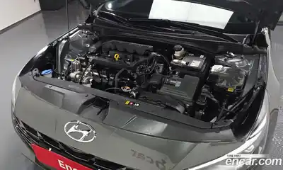 Hyundai Avante 2022 1.6 гидро в Москве № 1609982, миниатюра 6