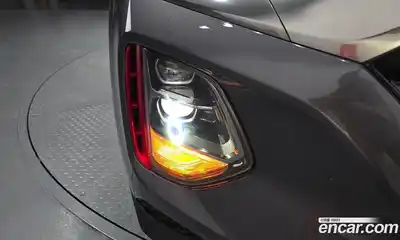Hyundai Santa Fe 2018 2.0 гидро в Москве № 1610367, миниатюра 8