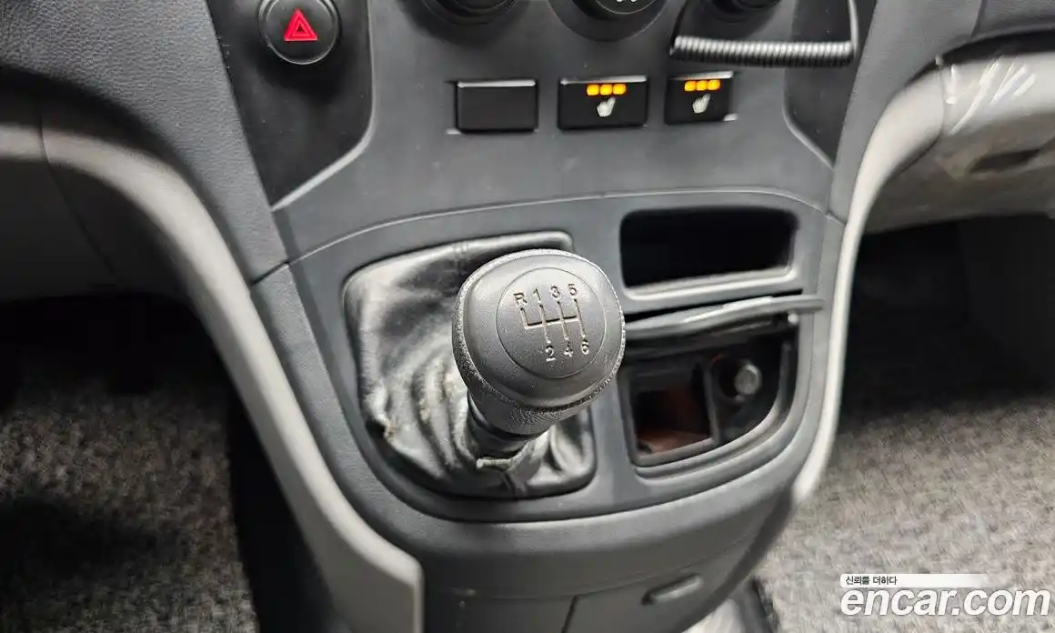 Hyundai Starex 2014 2.5 механика в Москве № 1610618, фото 12
