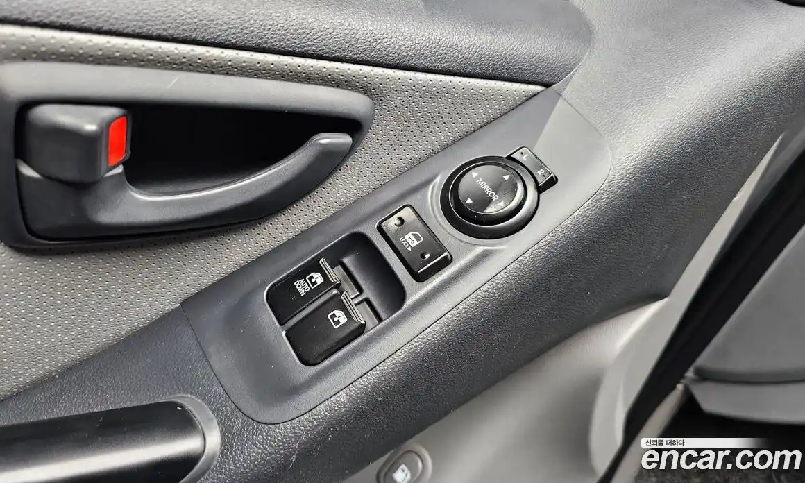 Hyundai Starex 2014 2.5 механика в Москве № 1610618, фото 24