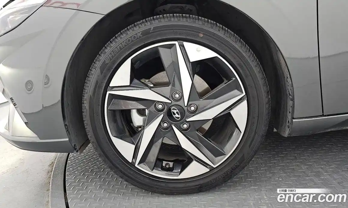 Hyundai Avante 2022 1.6 гидро в Москве № 1683636, фото 5