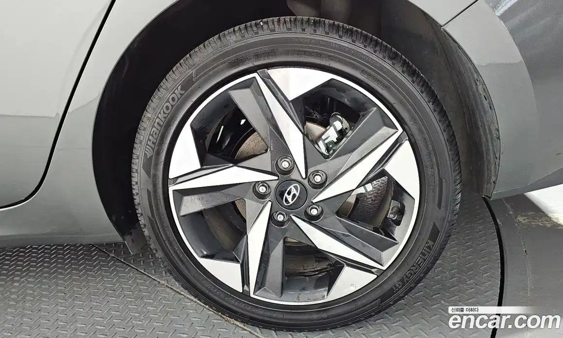 Hyundai Avante 2022 1.6 гидро в Москве № 1683636, фото 7