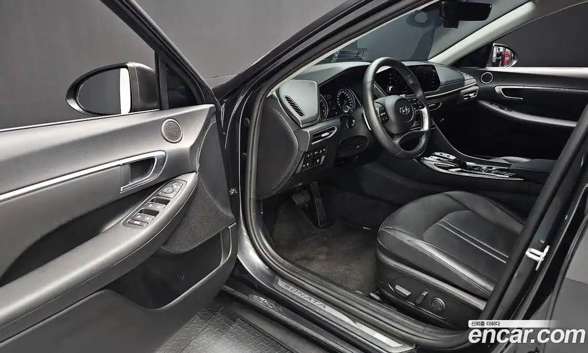 Hyundai Sonata 2021 2.0 гидро в Москве № 1683899, фото 17