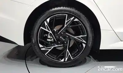 Kia K5 2025 2.0 гидро в Москве № 1684579, миниатюра 5