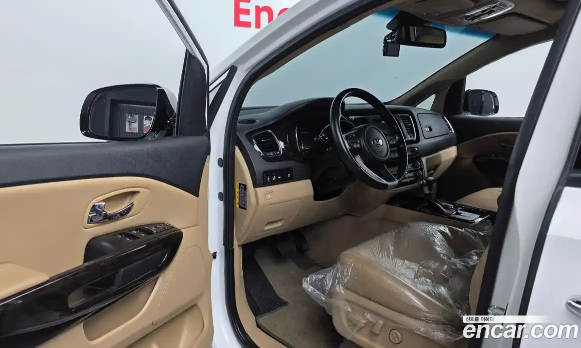Kia Canival 2019 2.2 гидро в Москве № 1684615, фото 13