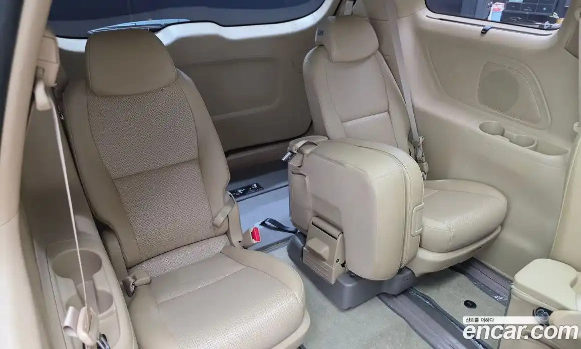 Kia Canival 2019 2.2 гидро в Москве № 1684615, фото 30