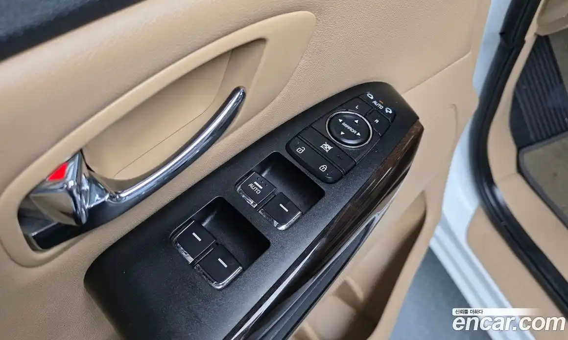 Kia Canival 2019 2.2 гидро в Москве № 1684615, фото 35