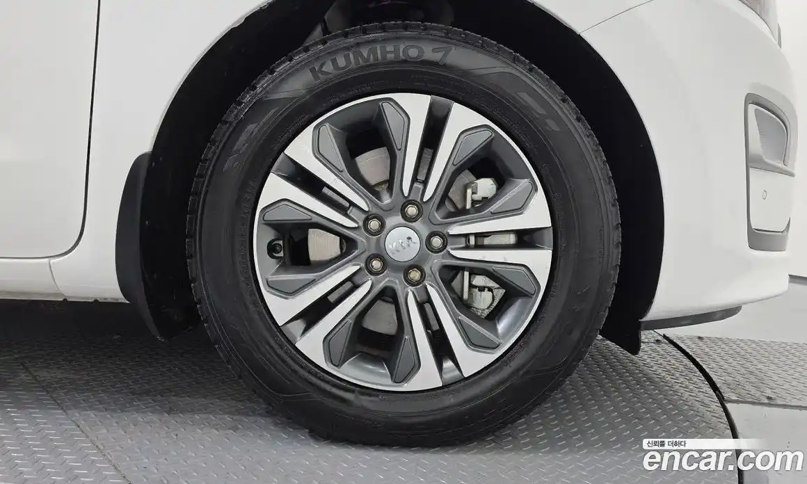 Kia Canival 2019 2.2 гидро в Москве № 1684615, фото 7