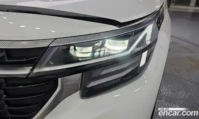 Kia Seltos 2024 1.6 гидро в Москве № 1758045, миниатюра 8