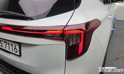 Kia Seltos 2024 1.6 гидро в Москве № 1758045, миниатюра 9