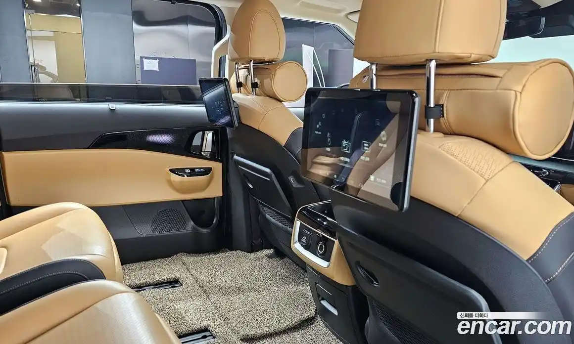 Kia Canival 2020 3.5 гидро в Москве № 1831323, фото 25