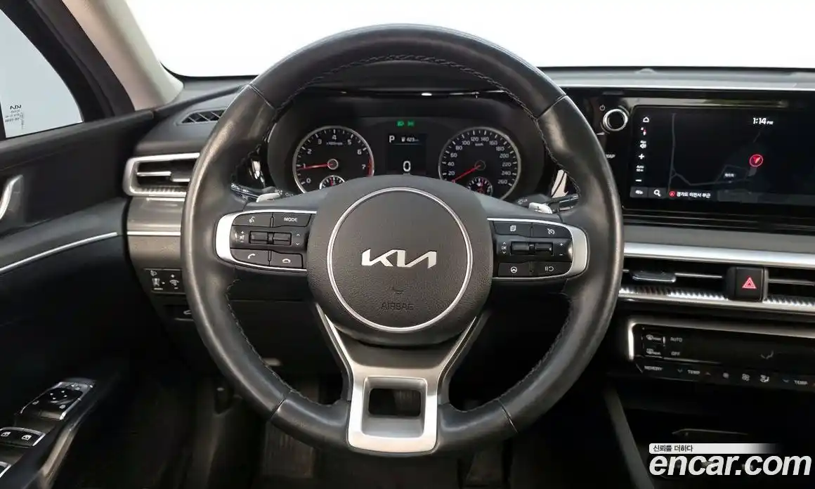 Kia K5 2023 2.0 гидро в Москве № 1831426, фото 19