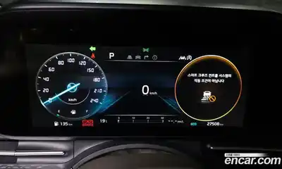 Kia Canival 2021 2.2 гидро в Москве № 1831785, миниатюра 11
