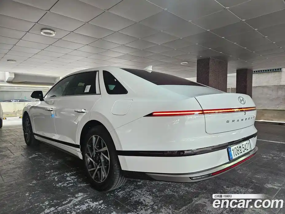 Hyundai Grandeur 2025 2.5 гидро в Москве № 1903267, фото 8