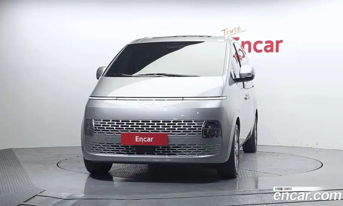 Hyundai Staria 2024 1.6 гидро в Москве № 1903303, фото 3