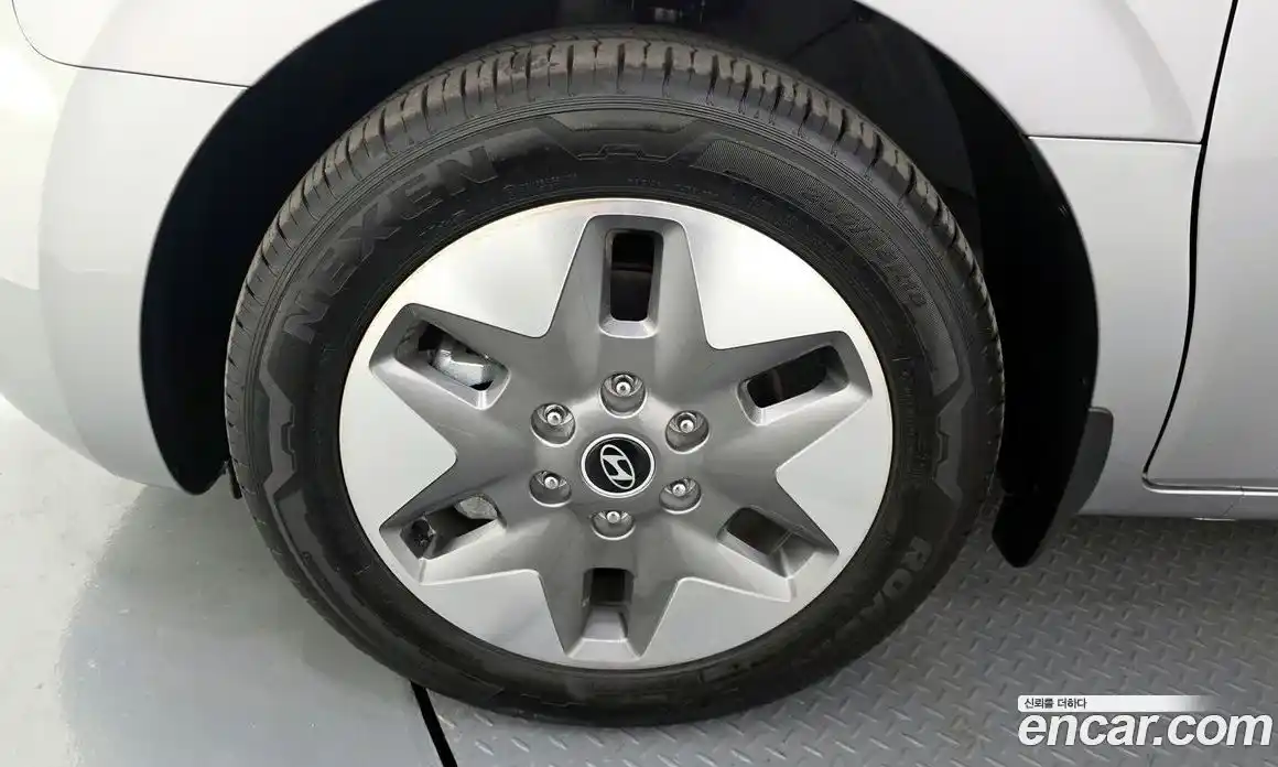 Hyundai Staria 2024 1.6 гидро в Москве № 1903303, фото 5