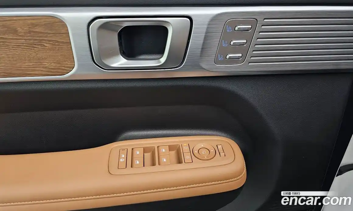 Hyundai Santa Fe 2023 1.6 гидро в Москве № 1903744, фото 23