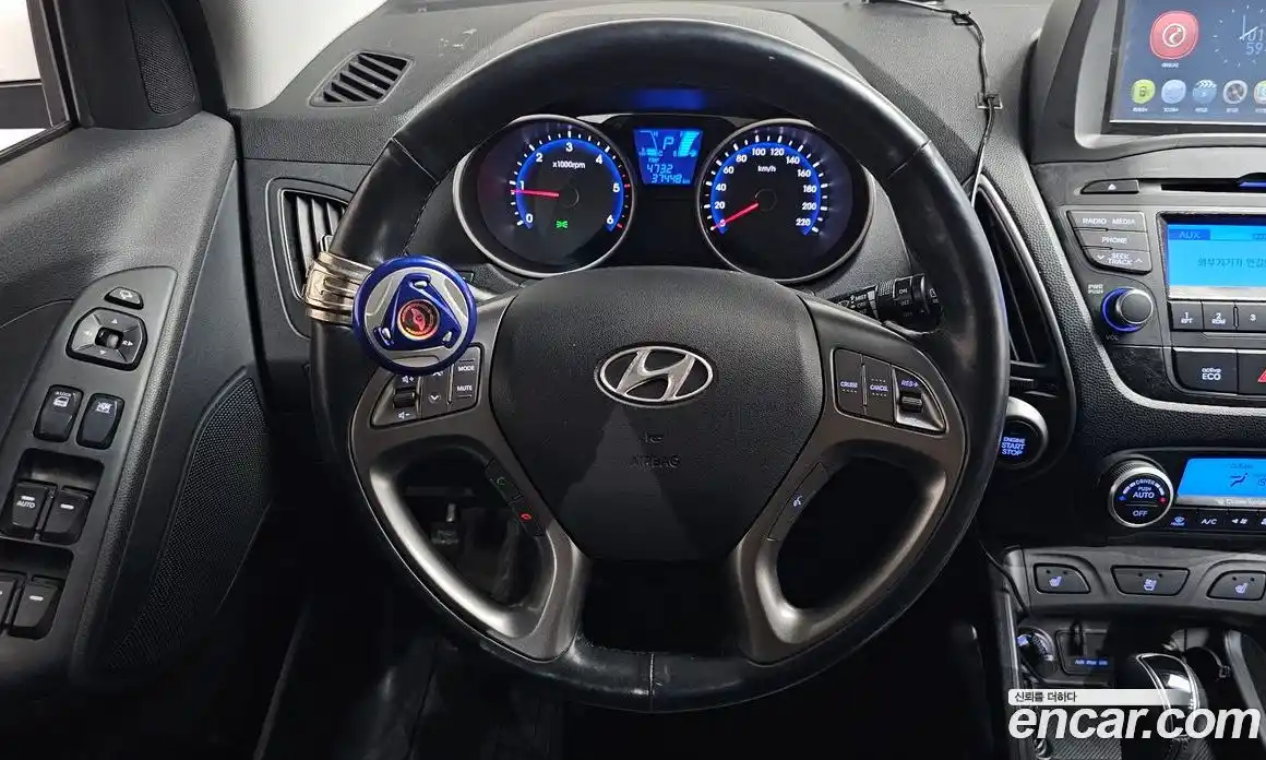 Hyundai Tucson 2013 2.0 гидро в Москве № 1904025, фото 18