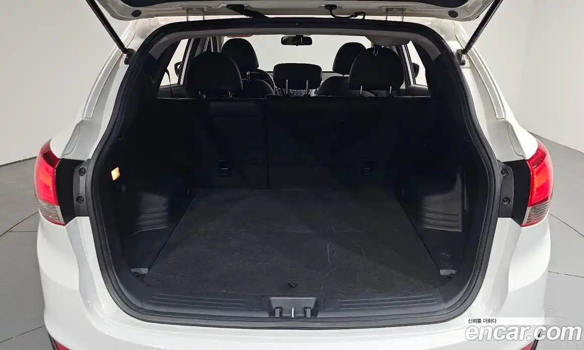 Hyundai Tucson 2013 2.0 гидро в Москве № 1904025, фото 25